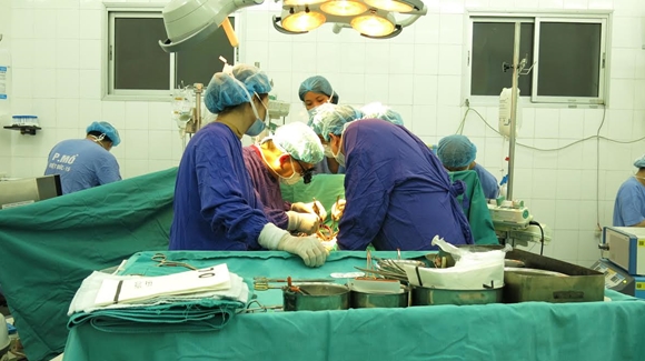 Bệnh viện Việt Đức tiếp tục ghép đa tạng cứu 4 người